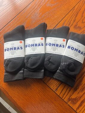 Bombas Black Crew Athletic Socks - 4 Pair Pack